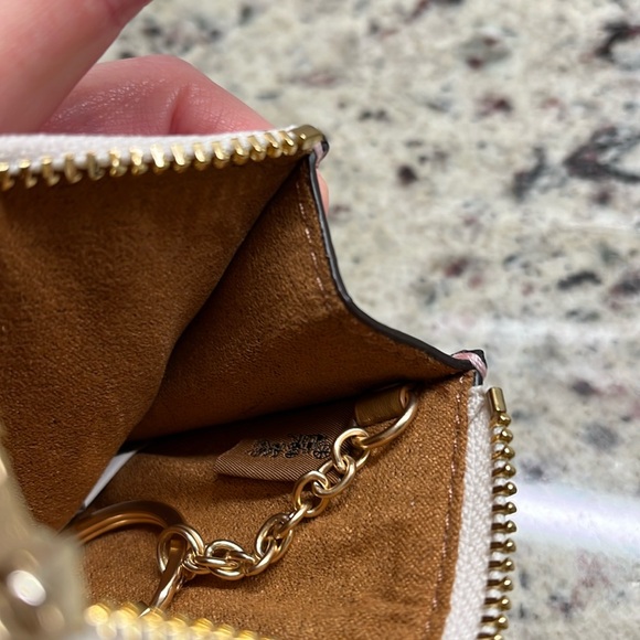 Coach Skinny ID Case with Banana Print EUC - Picture 9 of 10